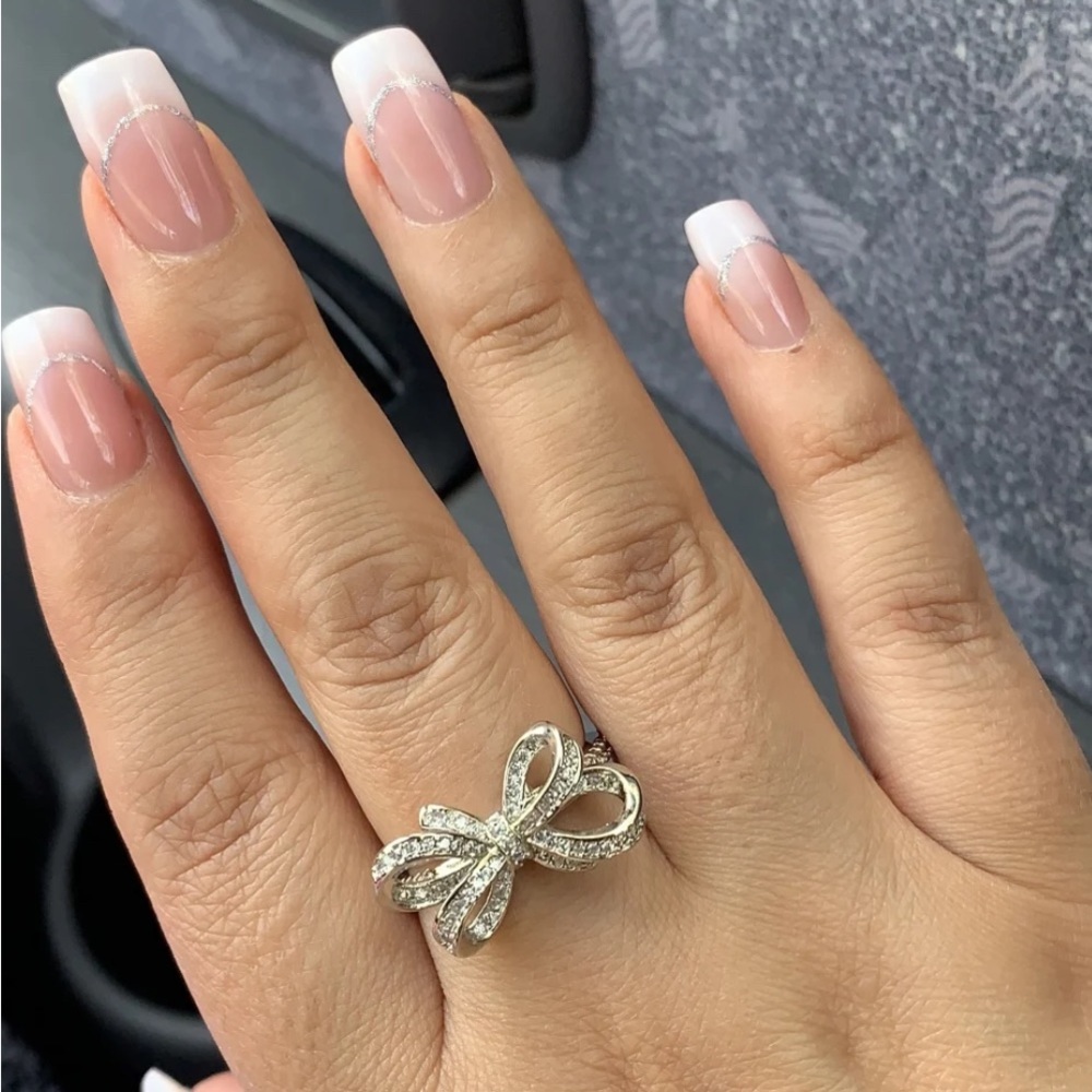 Beautiful Bow Sterling 925 Ring - Picture 4 of 7